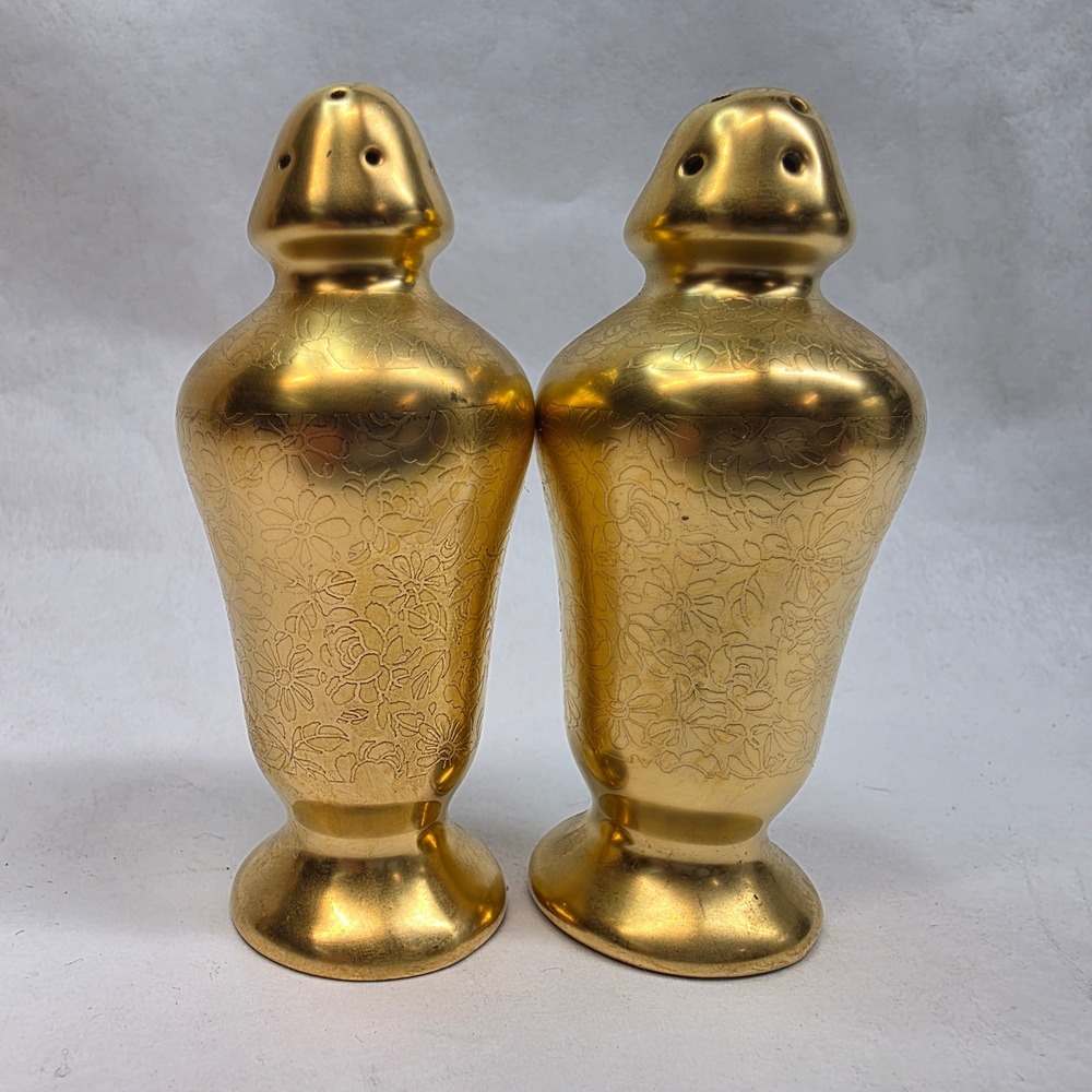 Vintage Pickard‎ Porcelain Salt and Pepper Shakers Gold Encrusted Rose Pattern